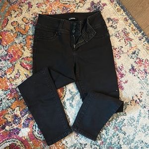 Black Jeans with 3 buttons